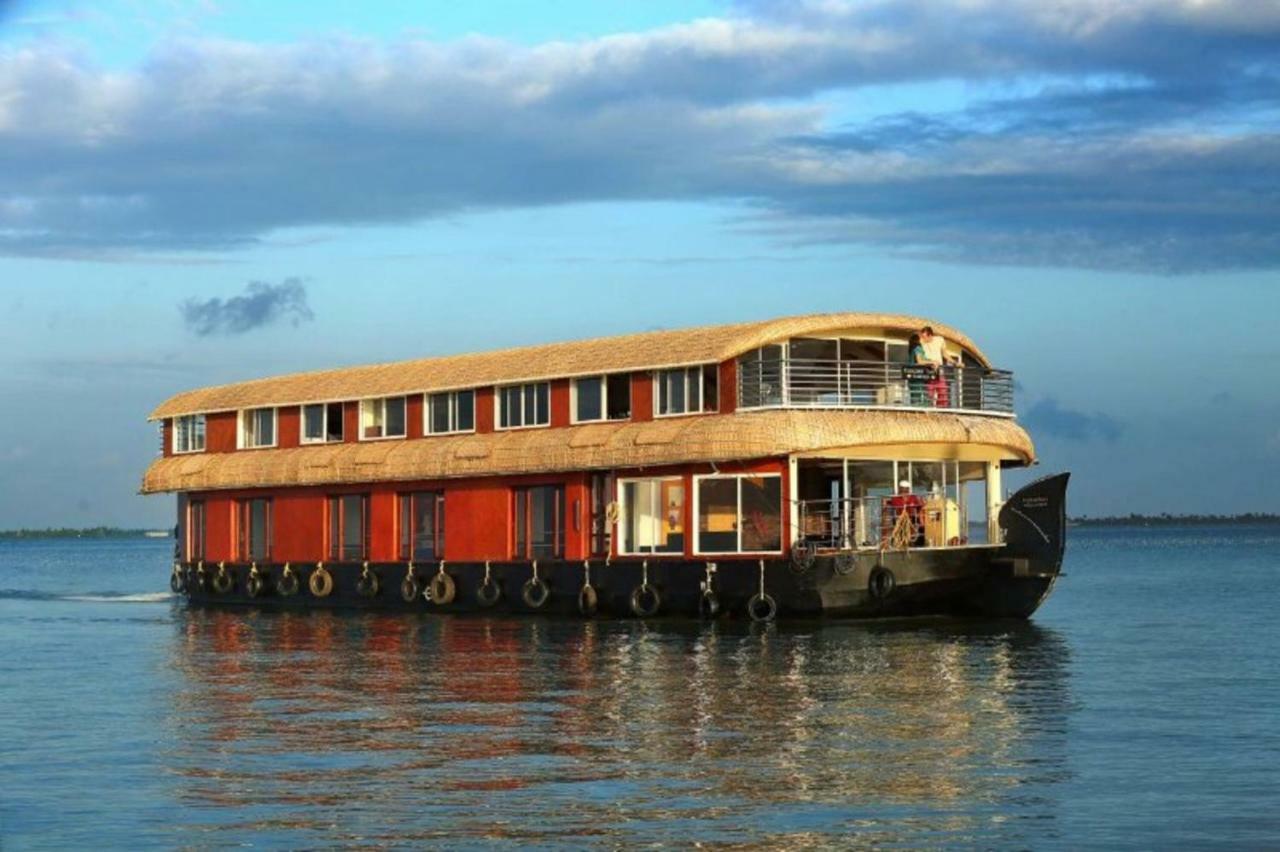 فندق كوزي هاوس بوت Alappuzha المظهر الخارجي الصورة