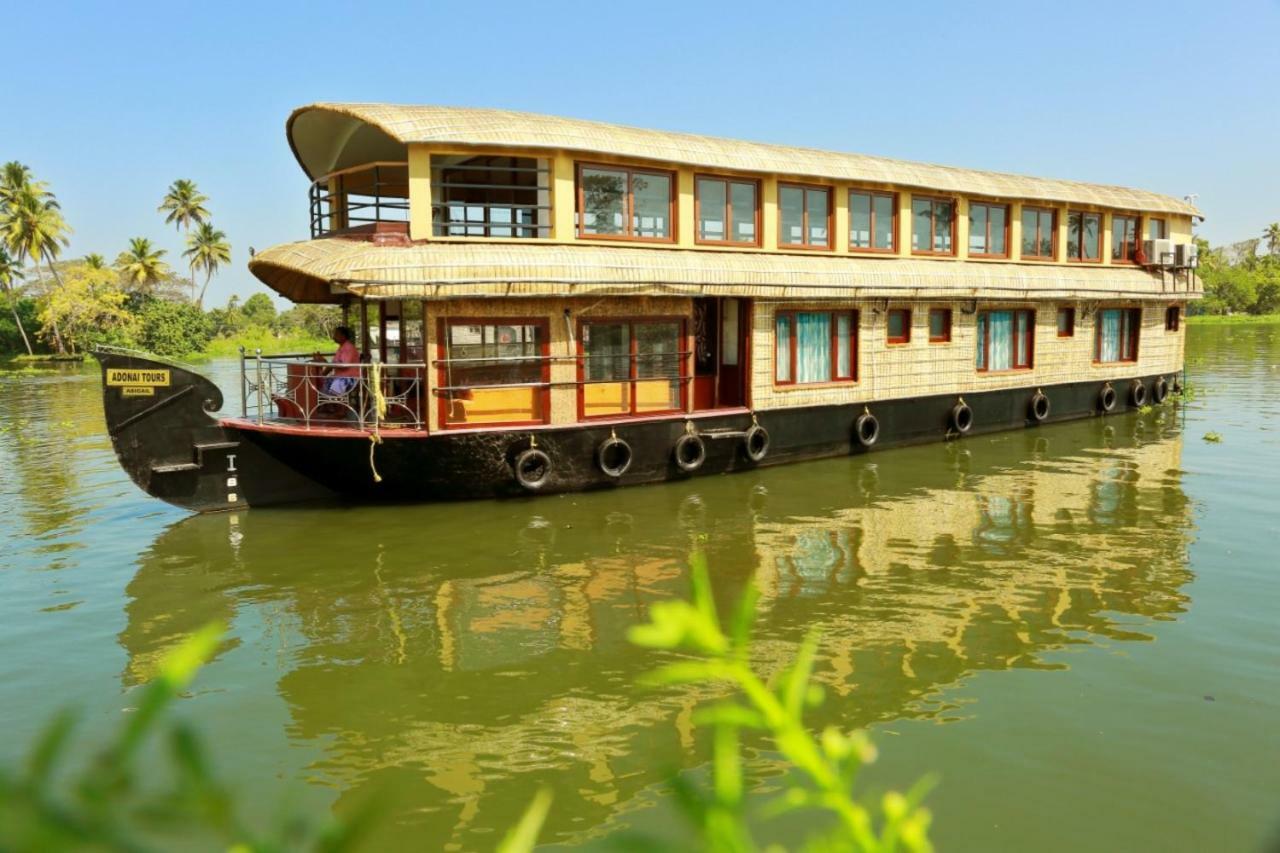 فندق كوزي هاوس بوت Alappuzha المظهر الخارجي الصورة