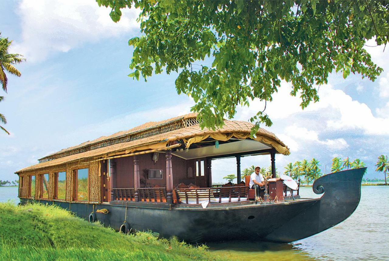 فندق كوزي هاوس بوت Alappuzha المظهر الخارجي الصورة