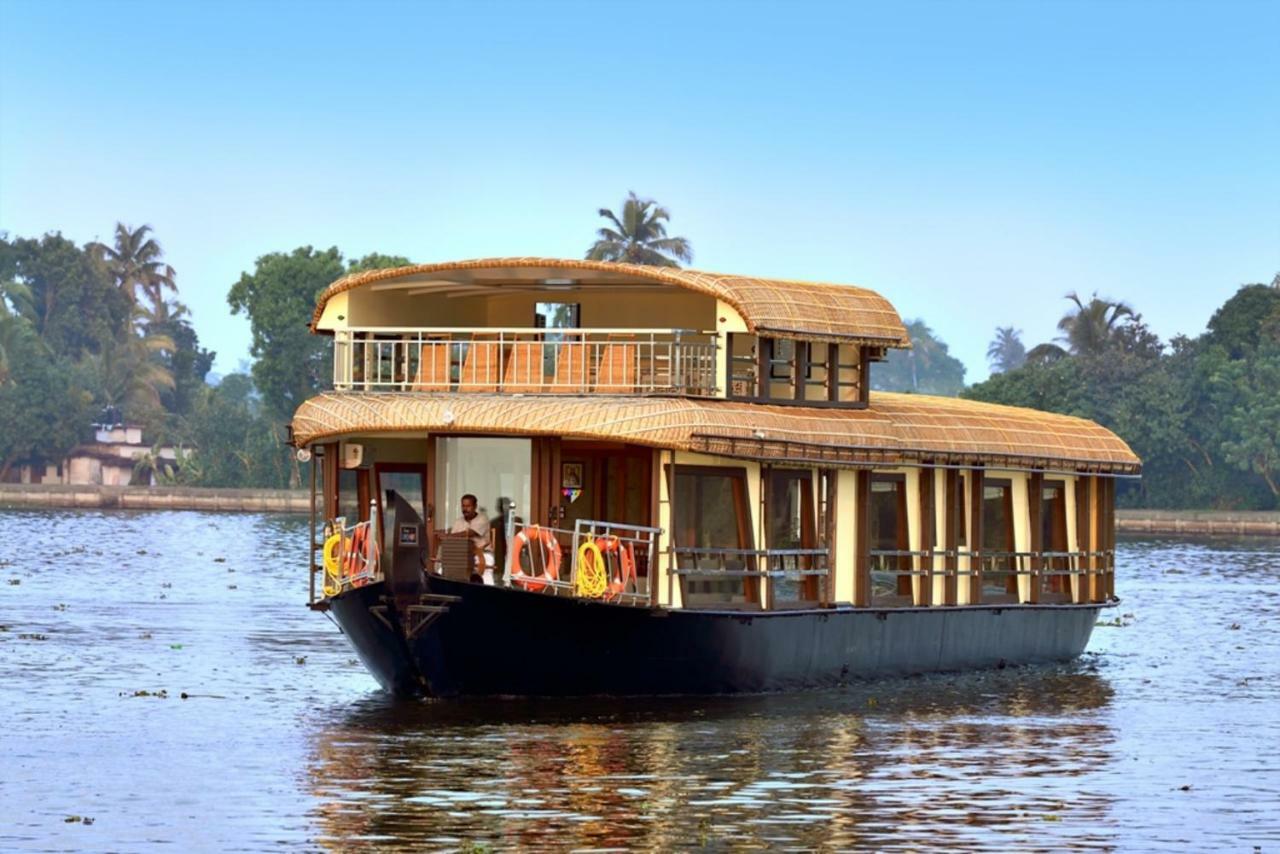 فندق كوزي هاوس بوت Alappuzha المظهر الخارجي الصورة